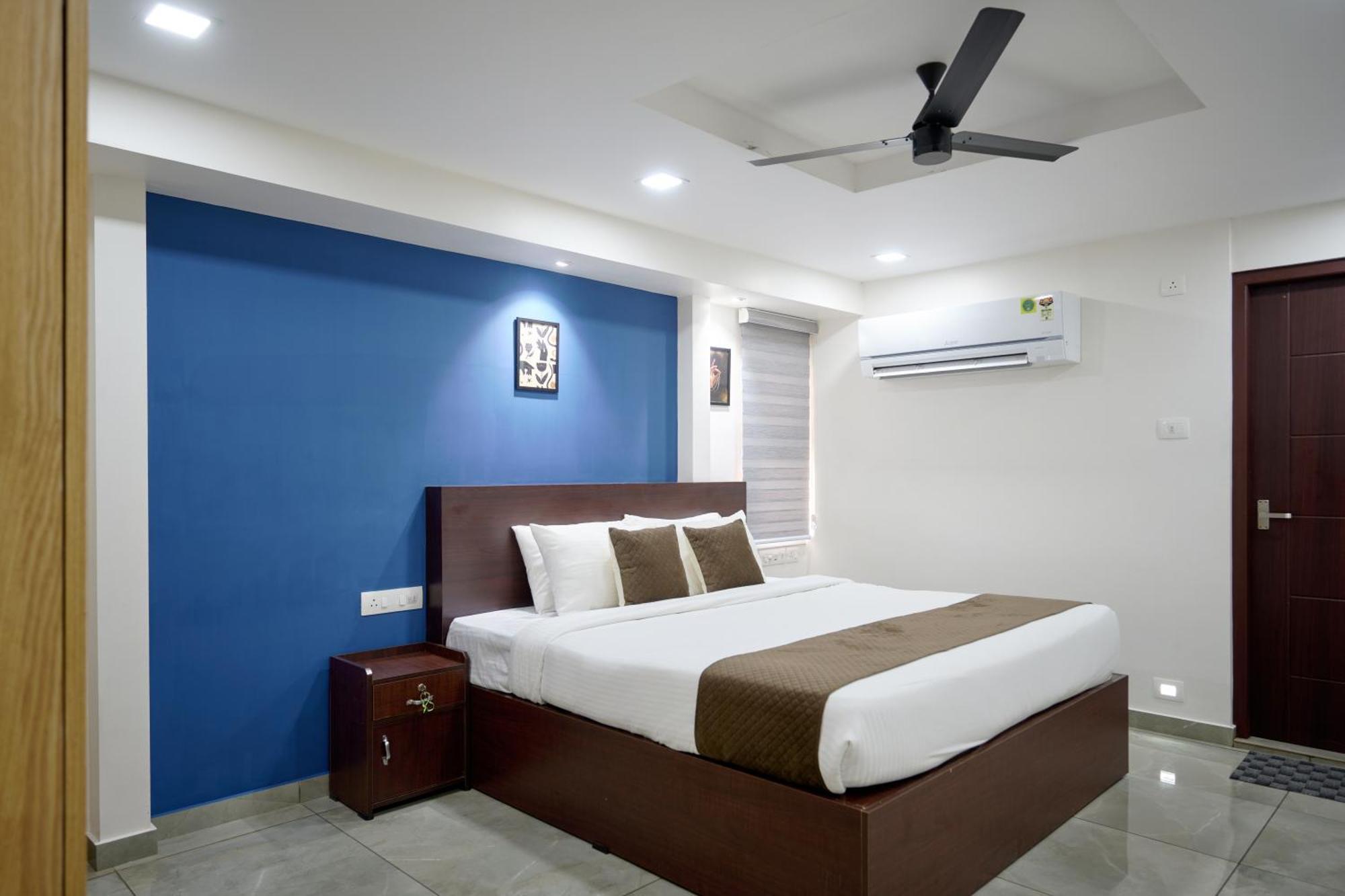 Reach Inn Kochi Exterior foto